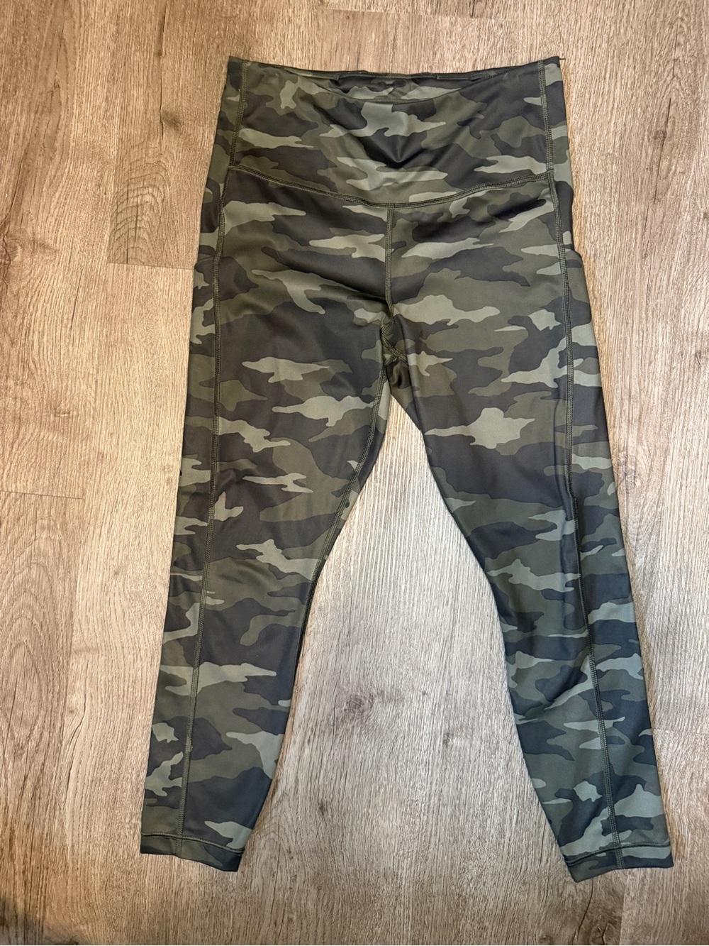 Athleta Small Petite Women’s Camo High-Waist Leggings - Olive Green